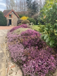 Propriété sur ses 3397 m² de jardin clos paysagé
