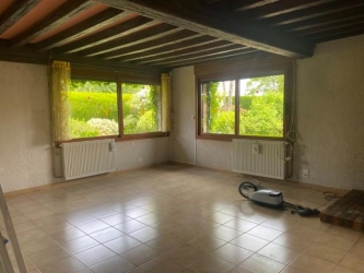 SAULIEU REMARQUABLE MAISON D'HABITATION DE PLAIN PIED PISCIN