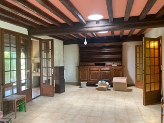 SAULIEU REMARQUABLE MAISON D'HABITATION DE PLAIN PIED PISCIN