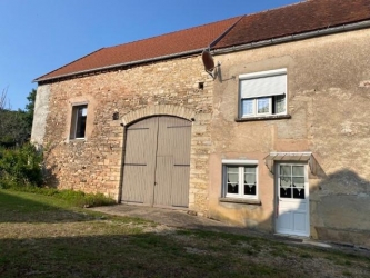 SECTEUR EPOISSES/SEMUR EN AUXOIS MAISON EN PIERRES