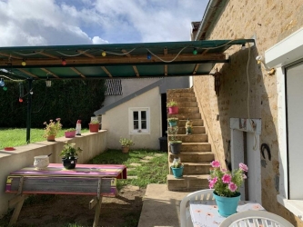Maison de village en pierres apparentes à 10 mn d'Avallon